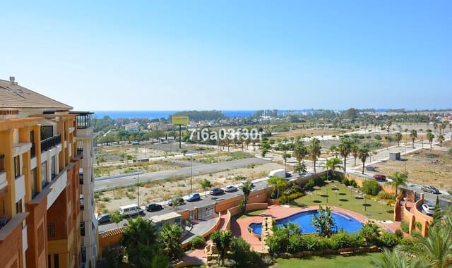 2 bedroom Penthouse for holiday rental in San Pedro de Alcantara, Marbella with pool garage - € 1,000 (Ref: 9432606)