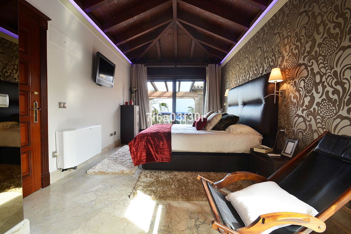 3 soveværelse Penthouse til leje i San Pedro de Alcantara med swimmingpool garage - € 4.500 (Ref: 9438080)