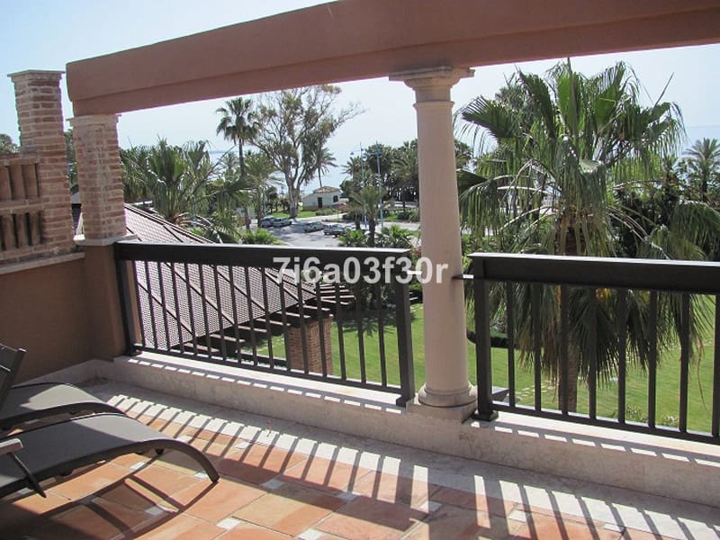 3 soveværelse Penthouse til leje i San Pedro de Alcantara med swimmingpool garage - € 4.500 (Ref: 9438080)