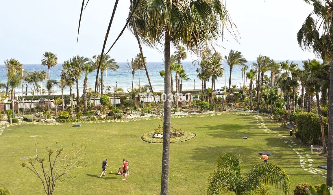 3 soveværelse Penthouse til leje i San Pedro de Alcantara med swimmingpool garage - € 4.500 (Ref: 9438080)