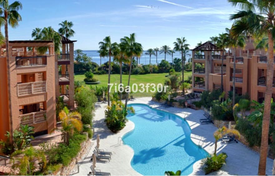 3 bedroom Penthouse for rent in San Pedro de Alcantara with pool garage - € 4,500 (Ref: 9438080)