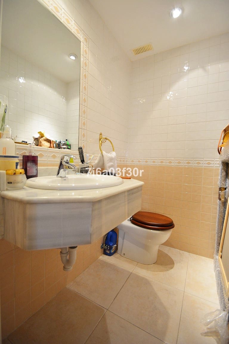 3 soveværelse Lejlighed til salg i San Pedro de Alcantara med swimmingpool - € 490.000 (Ref: 9467724)