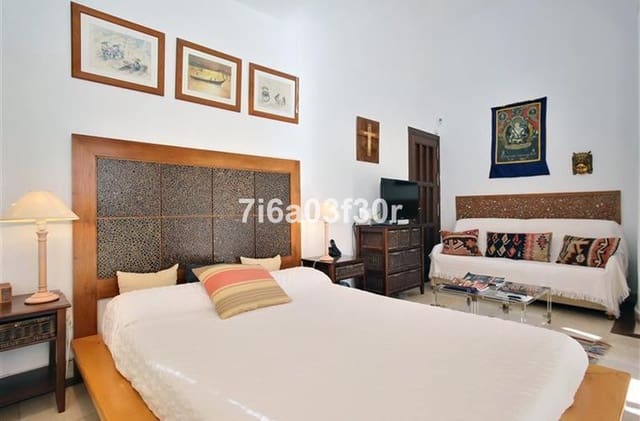 5 sovrum Villa för semesterbostäder i San Pedro de Alcantara, Marbella med pool garage - 2 160 € (Ref: 9492706)