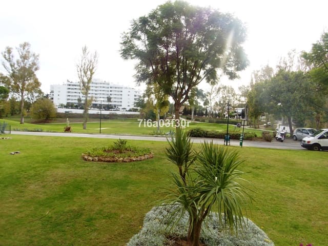 2 soveværelse Lejlighed til leje i Guadalmina Alta, Marbella med swimmingpool garage - € 1.700 (Ref: 9495590)