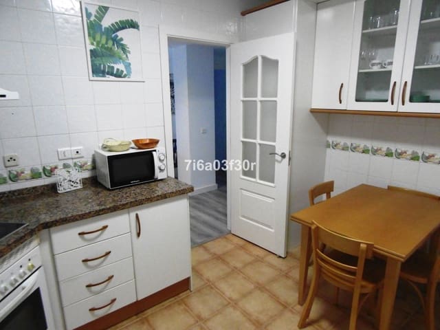 2 makuuhuone Huoneisto vuokrattavana paikassa San Pedro de Alcantara, Marbella mukana uima-altaan 
autotalli - 1 400 € (Ref: 9504694)