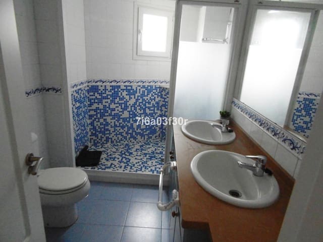 2 makuuhuone Huoneisto vuokrattavana paikassa San Pedro de Alcantara, Marbella mukana uima-altaan 
autotalli - 1 400 € (Ref: 9504694)