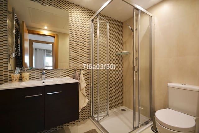 2 soverom Penthouse til salgs i San Pedro de Alcantara, Marbella med svømmebasseng garasje - € 1 500 (Ref: 9510293)