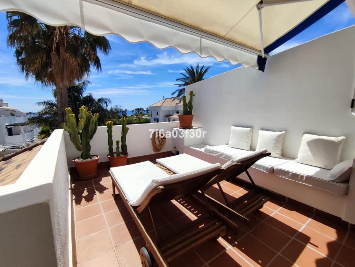 3 camera da letto Attico da affittare in San Pedro de Alcantara con piscina garage - 2.200 € (Rif: 9610225)