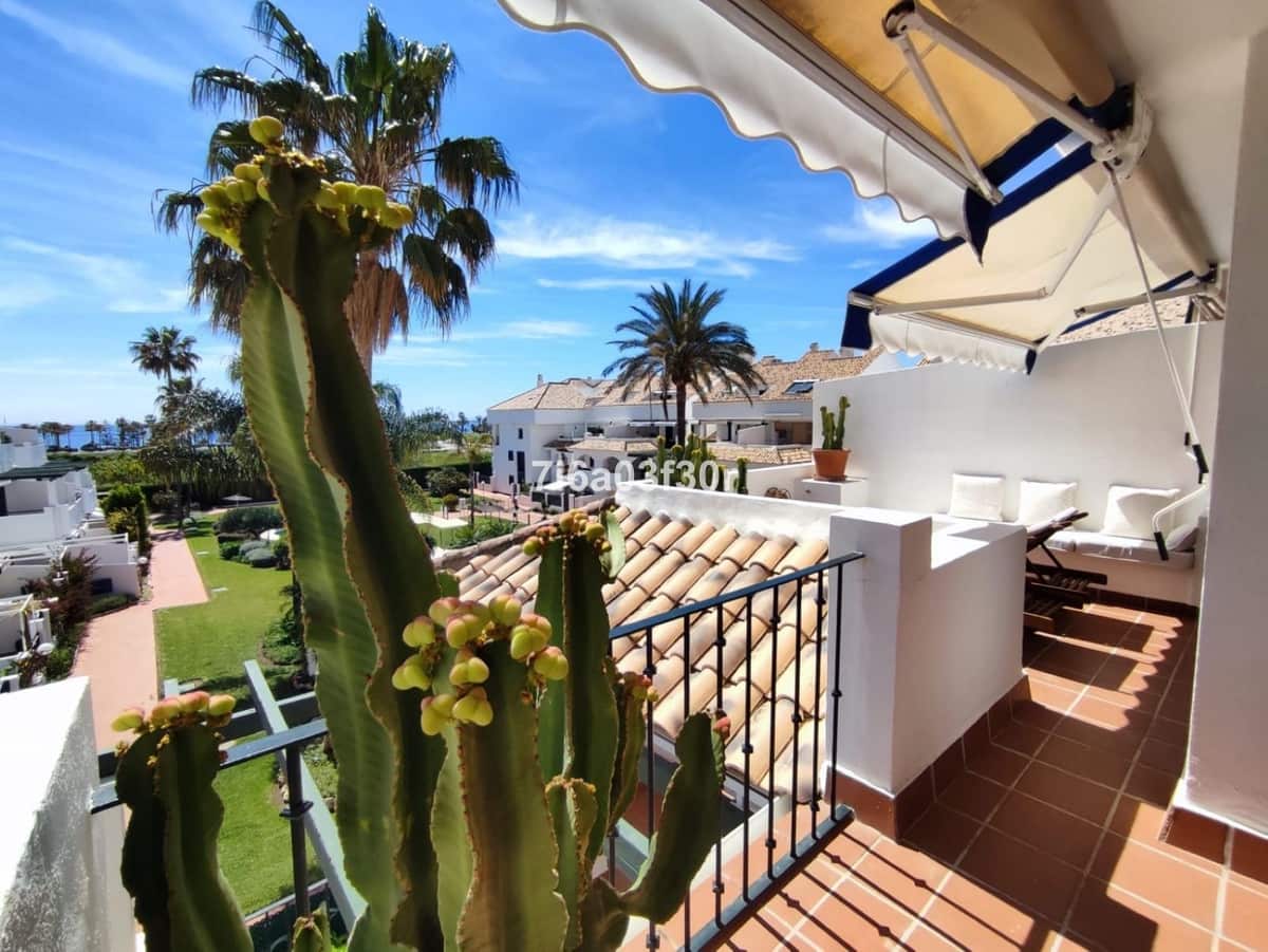 3 sypialnia Penthouse do wynajęcia w San Pedro de Alcantara z basenem garażem - 2 400 € (Ref: 9610225)