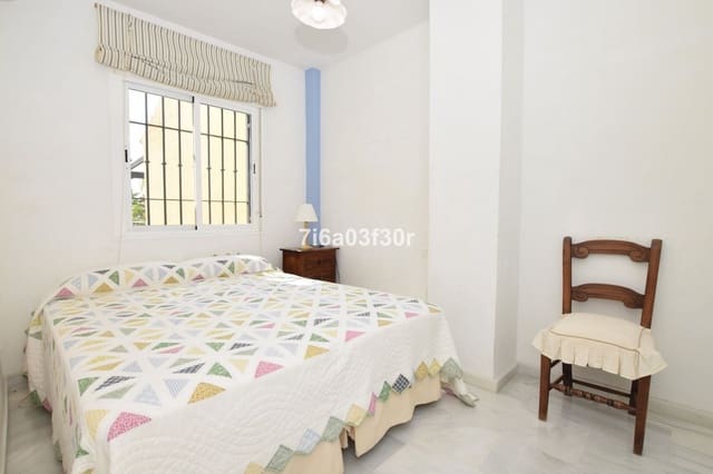 3 soverom Hus til salgs i San Pedro de Alcantara, Marbella med svømmebasseng garasje - € 790 000 (Ref: 9614111)