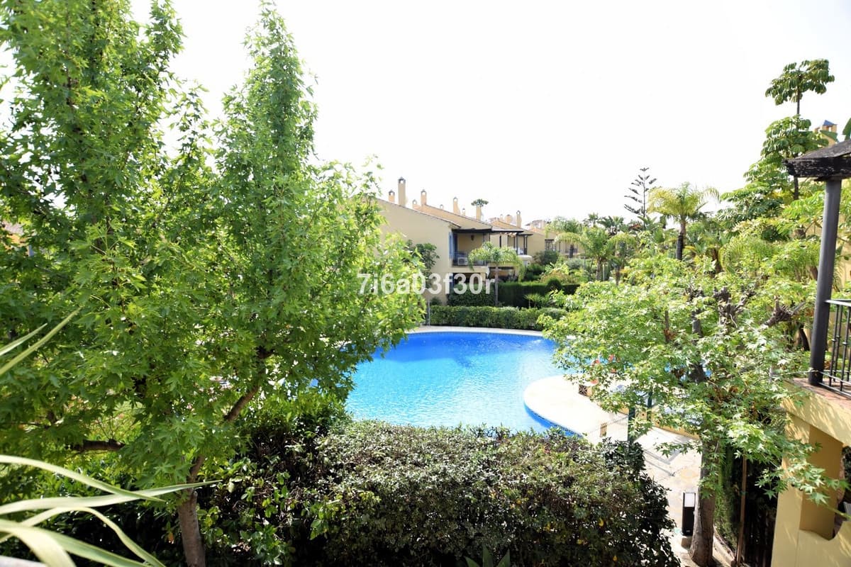 3 chambre Maison de Ville à vendre à San Pedro de Alcantara avec piscine garage - 790 000 € (Ref: 9614111)