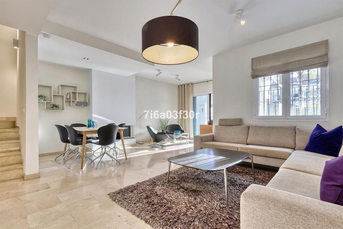 4 sypialnia Dom na sprzedaż w San Pedro de Alcantara z basenem garażem - 1 475 000 € (Ref: 9614112)