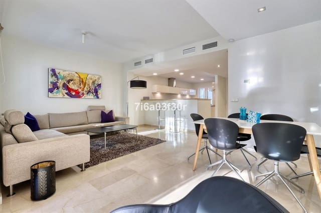 Casa de 4 habitaciones en San Pedro de Alcantara, Marbella en venta con piscina garaje - 1.475.000 € (Ref: 9614112)