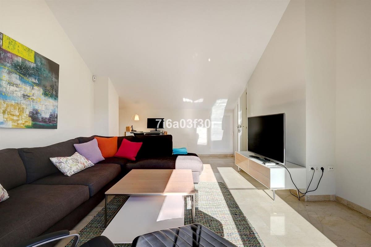 4 sypialnia Dom na sprzedaż w San Pedro de Alcantara z basenem garażem - 1 475 000 € (Ref: 9614112)