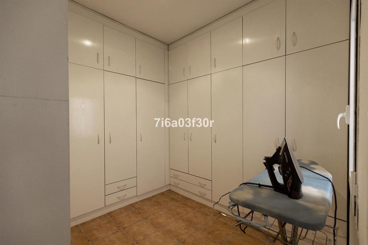5 slaapkamer Huis te koop in San Pedro de Alcantara met zwembad garage - € 1.390.000 (Ref: 9614112)