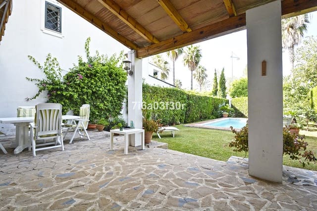 4 slaapkamer Huis te huur in San Pedro de Alcantara, Marbella met zwembad garage - € 2.400 (Ref: 9626649)