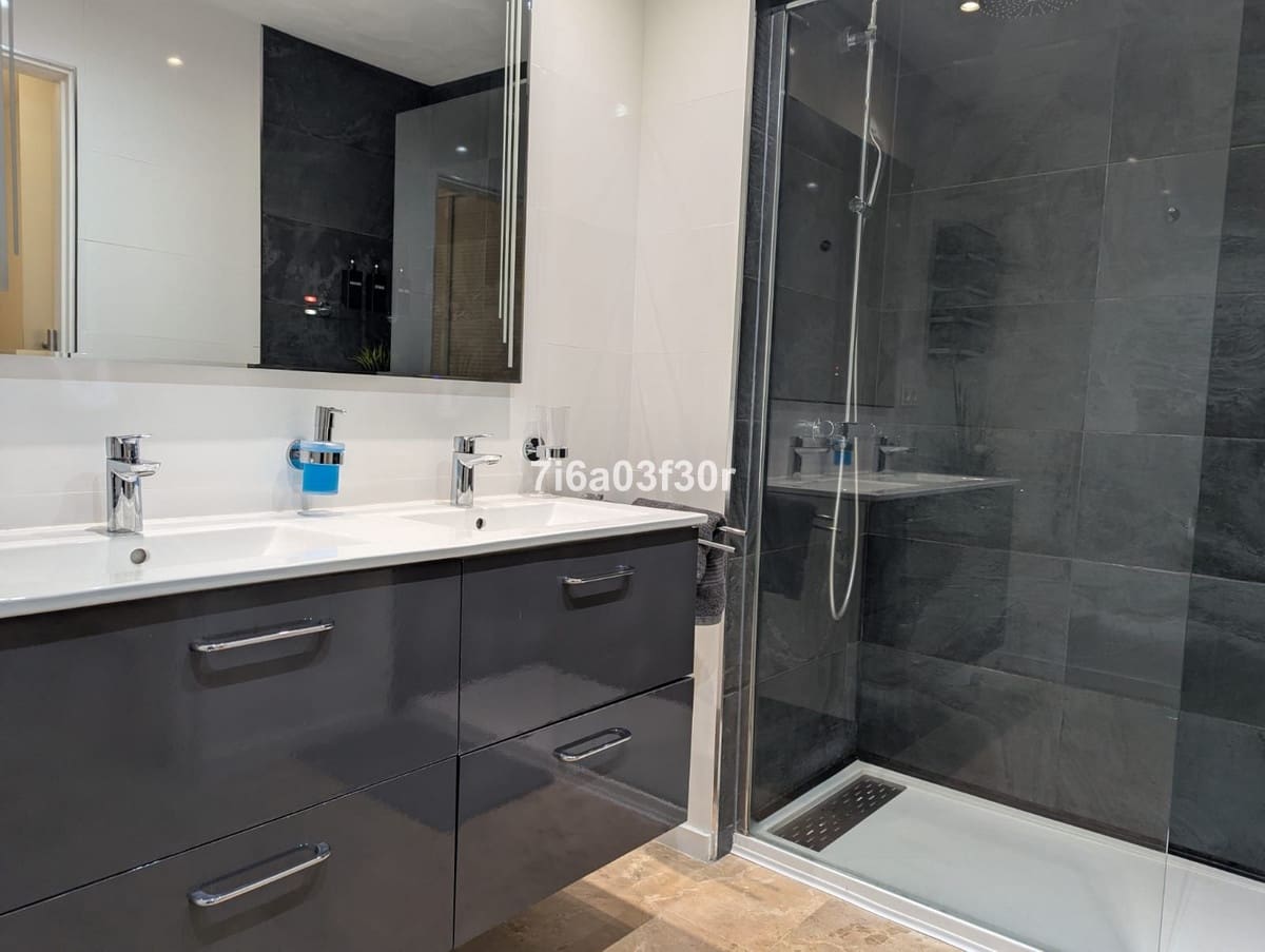 3 sovrum Lägenhet till salu i Marbella med pool garage - 595 000 € (Ref: 9634791)