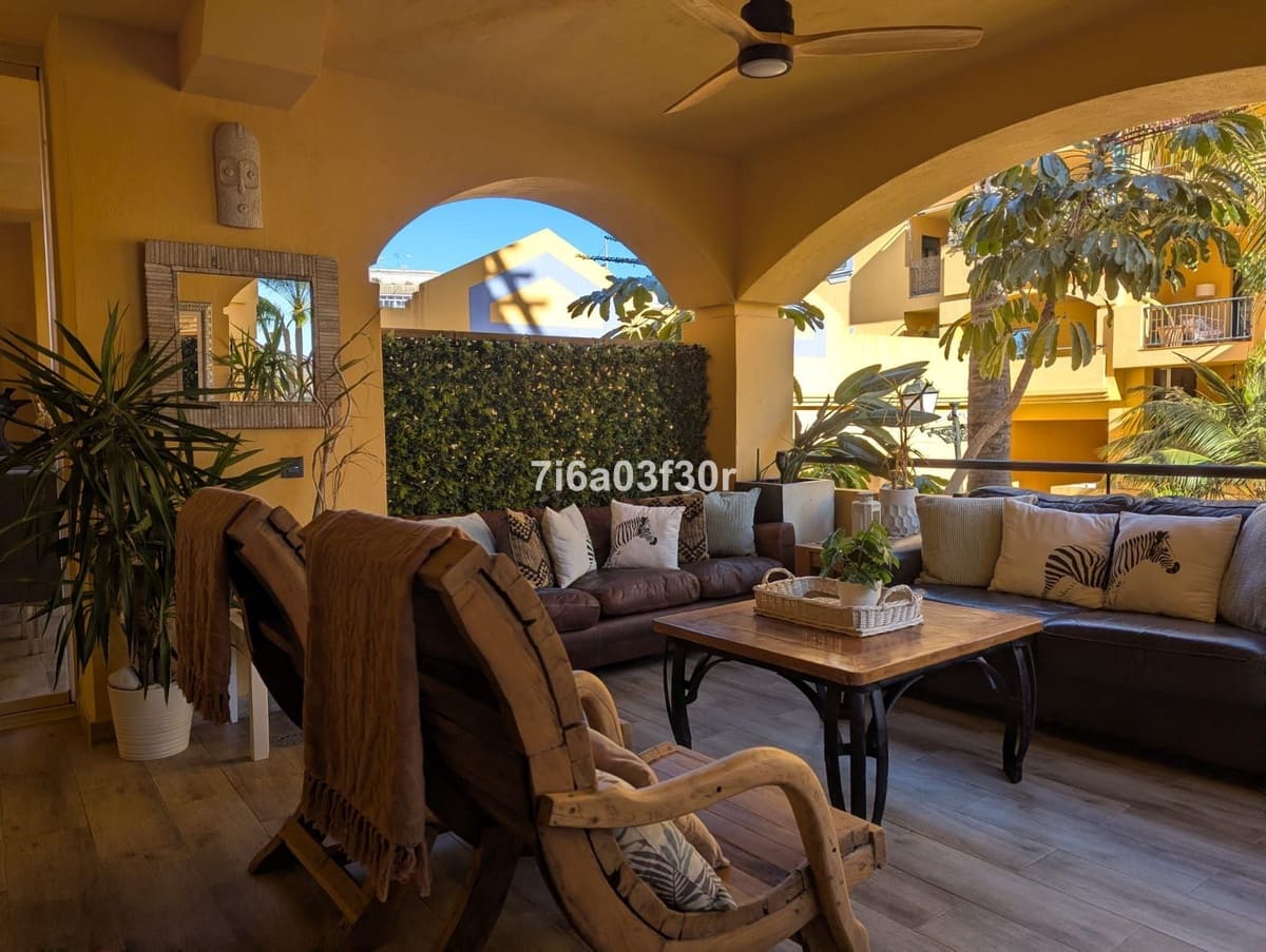 3 sovrum Lägenhet till salu i Marbella med pool garage - 595 000 € (Ref: 9634791)