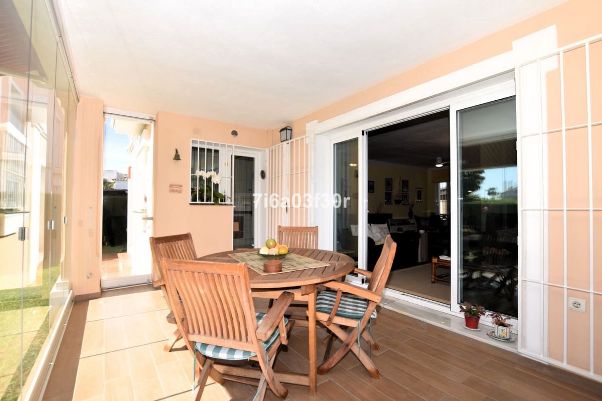 3 sypialnia Dom na sprzedaż w San Pedro de Alcantara z garażem - 1 075 000 € (Ref: 9635184)