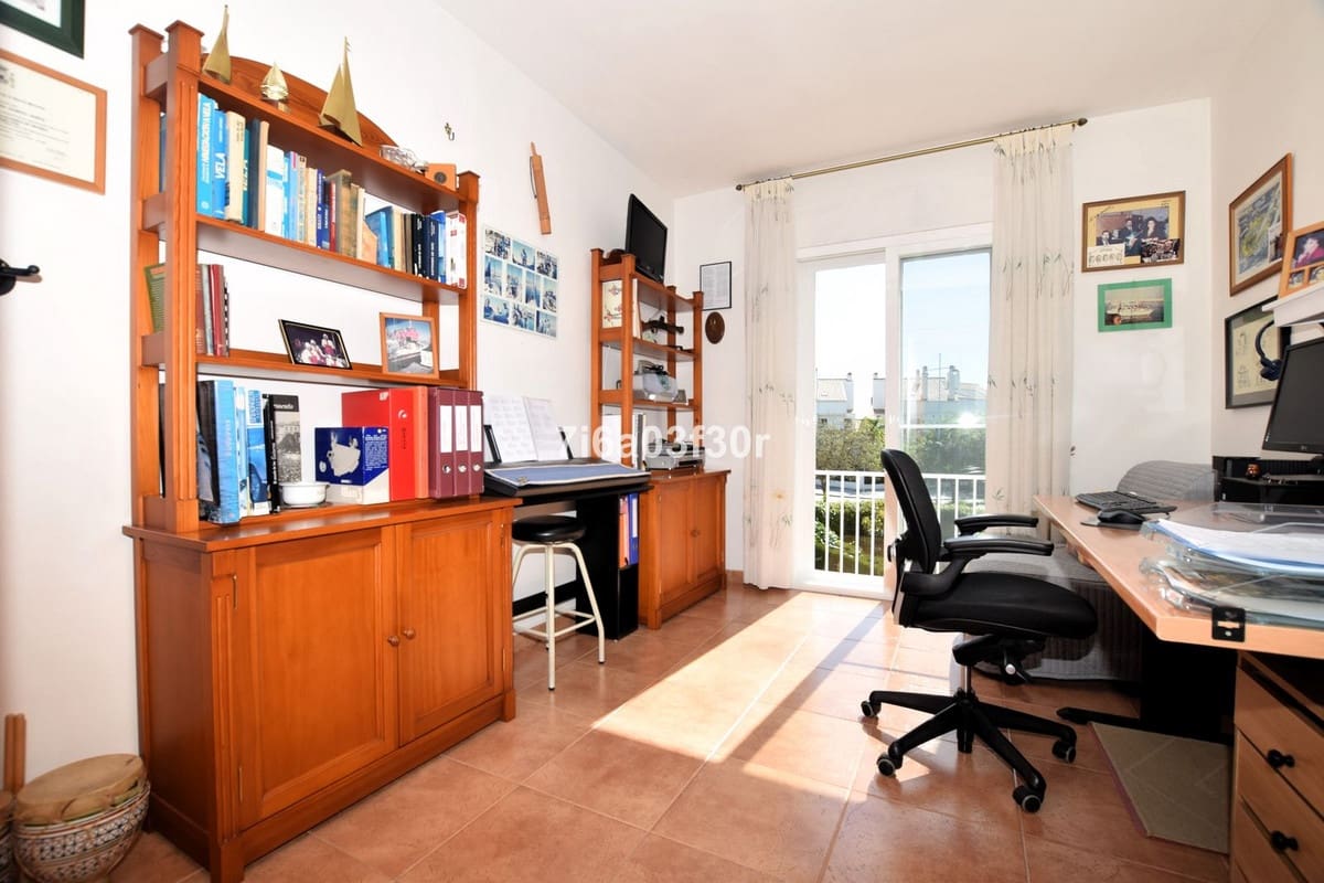 3 sypialnia Dom na sprzedaż w San Pedro de Alcantara z garażem - 1 075 000 € (Ref: 9635184)