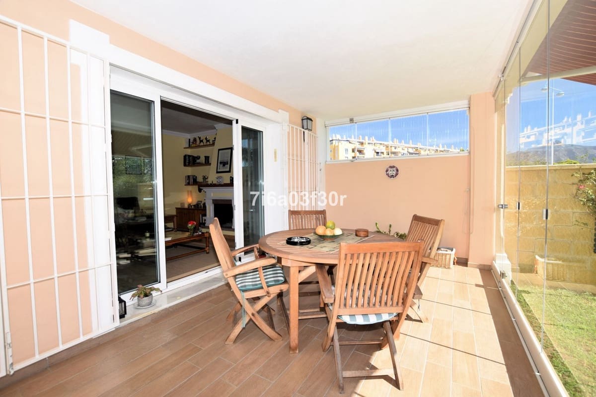 3 sypialnia Dom na sprzedaż w San Pedro de Alcantara z garażem - 1 075 000 € (Ref: 9635184)