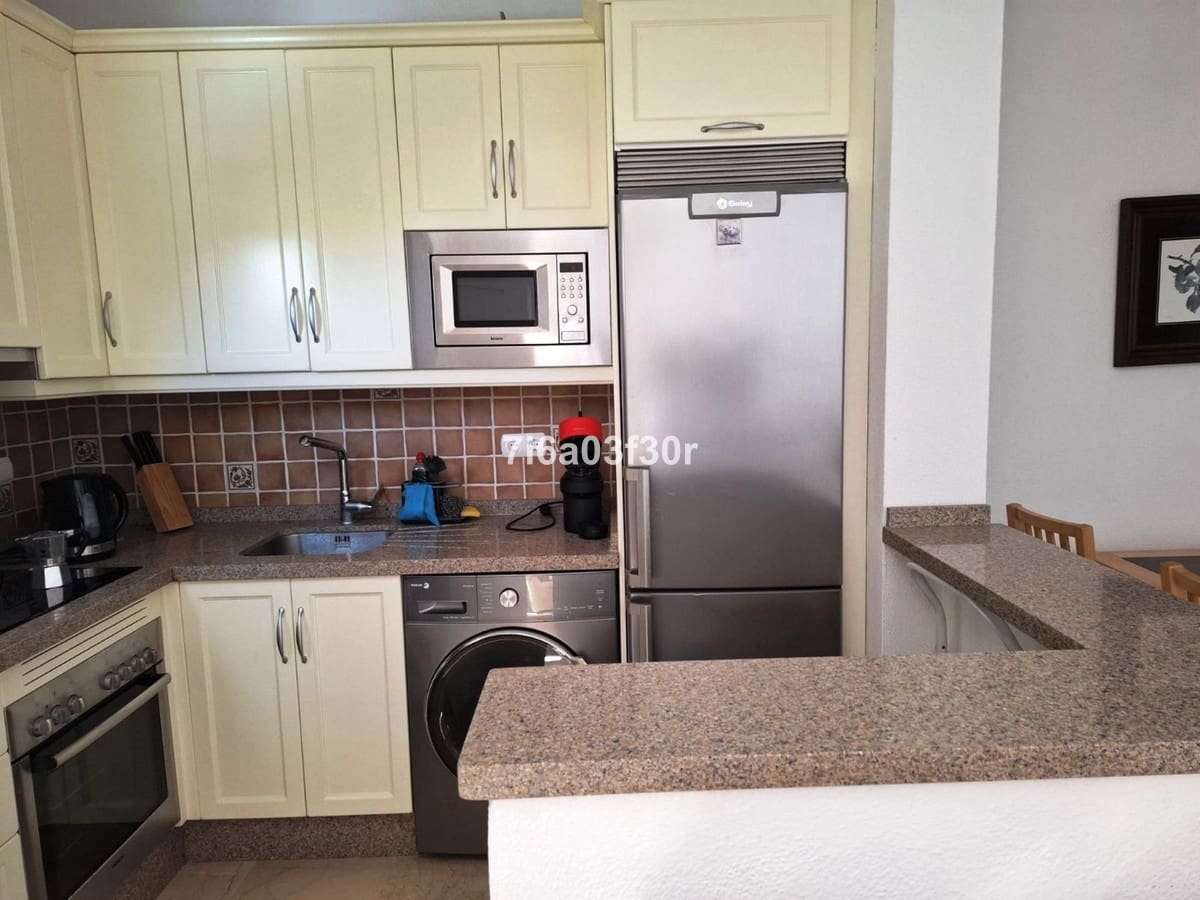 2 camera da letto Attico da affittare in Golden Mile con piscina garage - 2.500 € (Rif: 9685633)