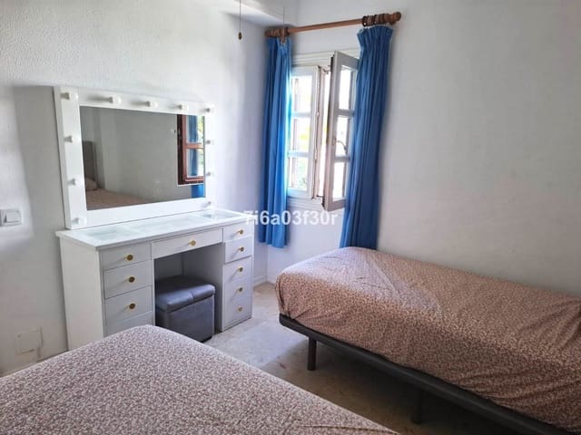 2 sypialnia Penthouse do wynajęcia w Golden Mile, Marbella z basenem garażem - 2 500 € (Ref: 9685633)