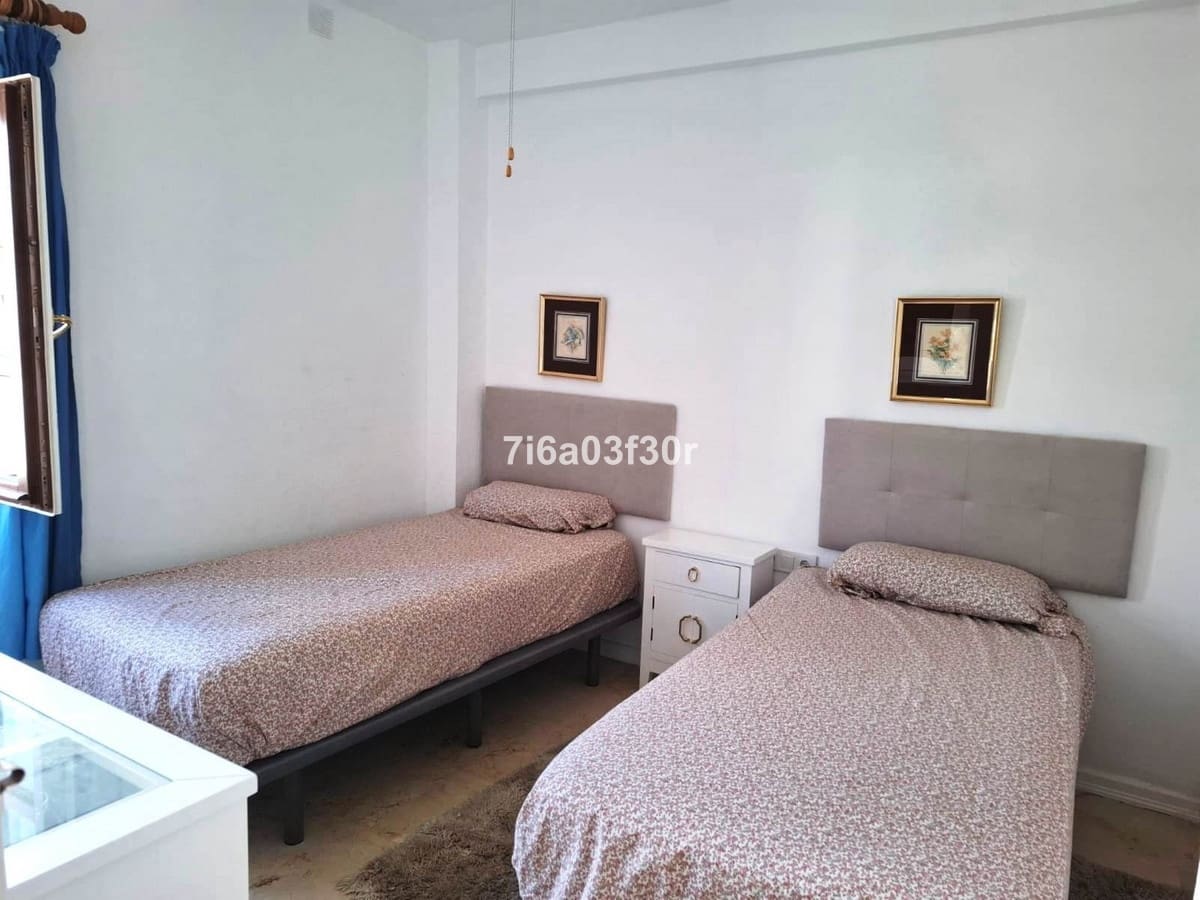 2 sovrum Takvåning att hyra i Marbella med pool garage - 2 500 € (Ref: 9685633)