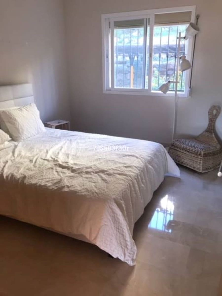 3 slaapkamer Appartement te huur in La Quinta met zwembad garage - € 2.500 (Ref: 9688492)