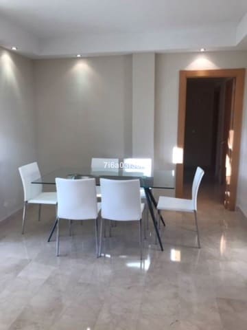 3 quarto Apartamento para arrendar em La Quinta, Benahavís com piscina garagem - 2 500 € (Ref: 9688492)