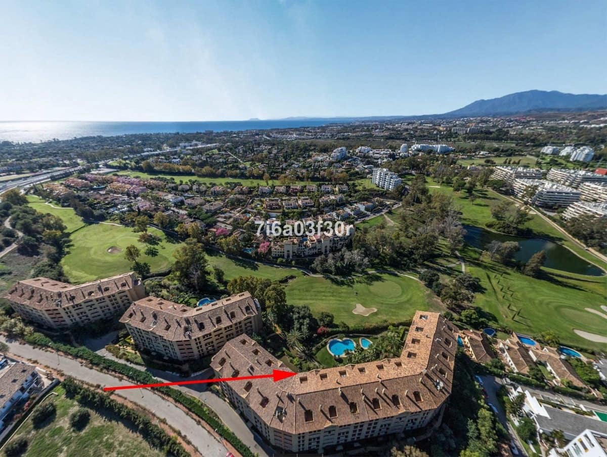 3 bedroom Apartment for holiday rental in Guadalmina with pool garage - € 1,700 (Ref: 9707767)