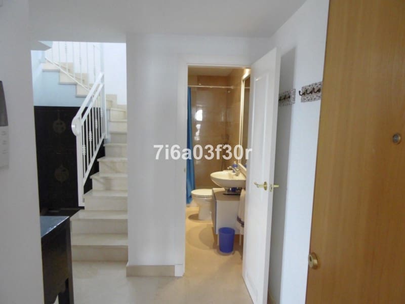 4 bedroom Penthouse for holiday rental in San Pedro de Alcantara with pool garage - € 2,000 (Ref: 9713554)