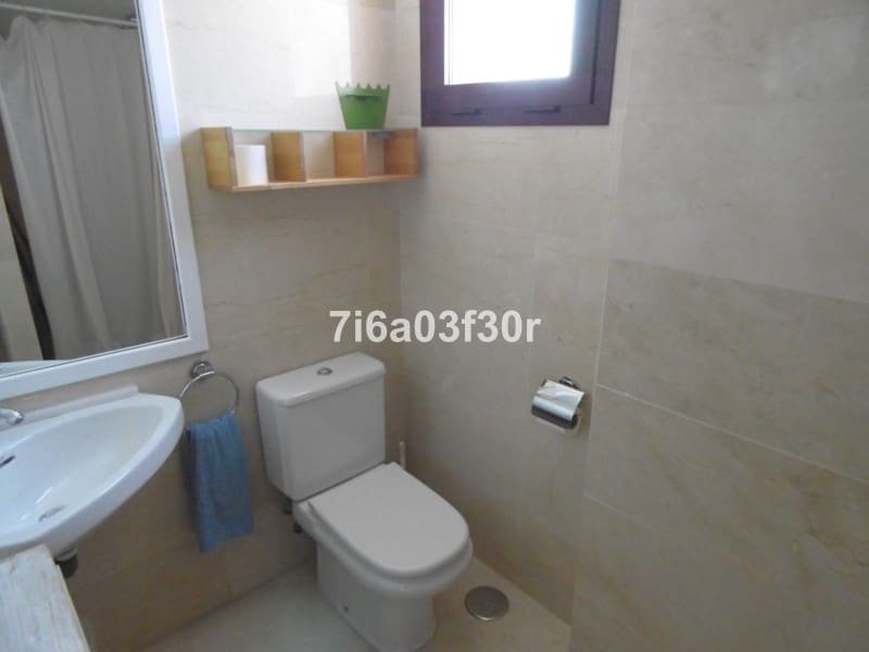 4 bedroom Penthouse for holiday rental in San Pedro de Alcantara with pool garage - € 2,000 (Ref: 9713554)