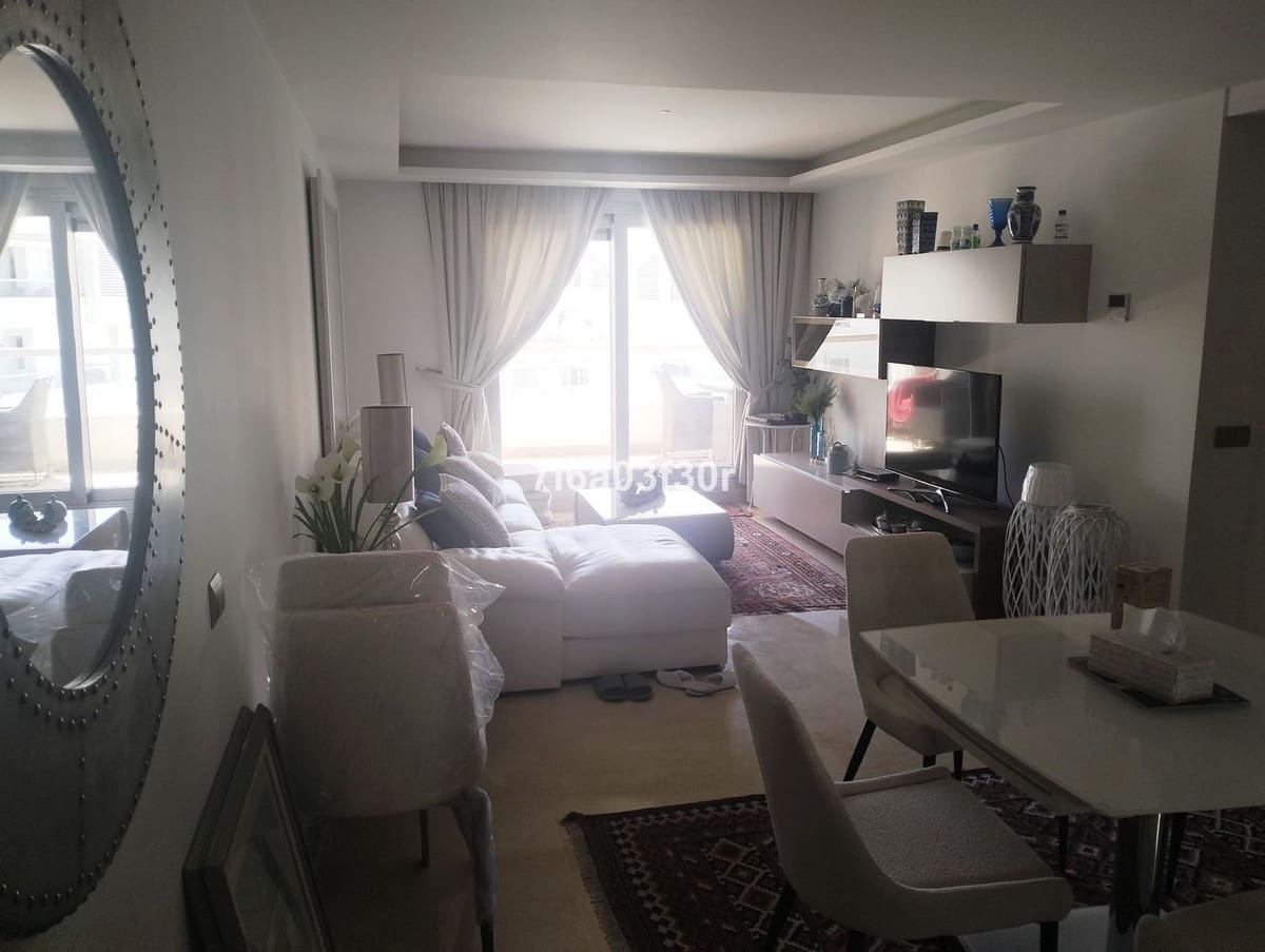 3 soverom Leilighet til leie i San Pedro de Alcantara med svømmebasseng garasje - € 3 000 (Ref: 9757815)