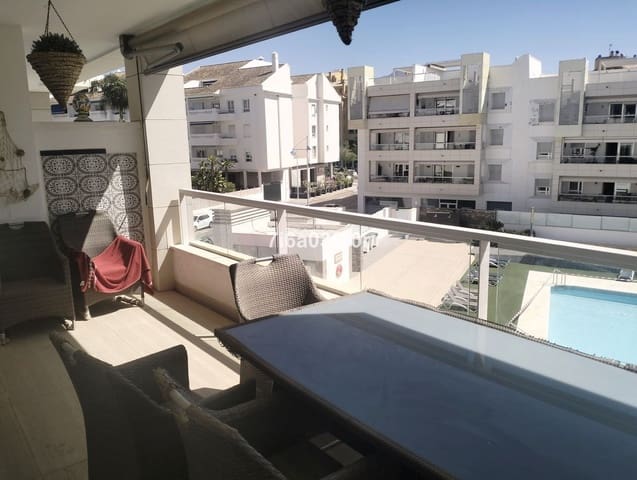 Apartamento de 3 habitaciones en San Pedro de Alcantara, Marbella en alquiler con piscina garaje - 3.000 € (Ref: 9757815)