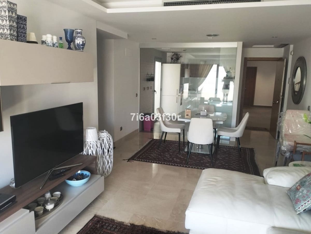 3 bedroom Apartment for rent in San Pedro de Alcantara with pool garage - € 3,000 (Ref: 9757815)
