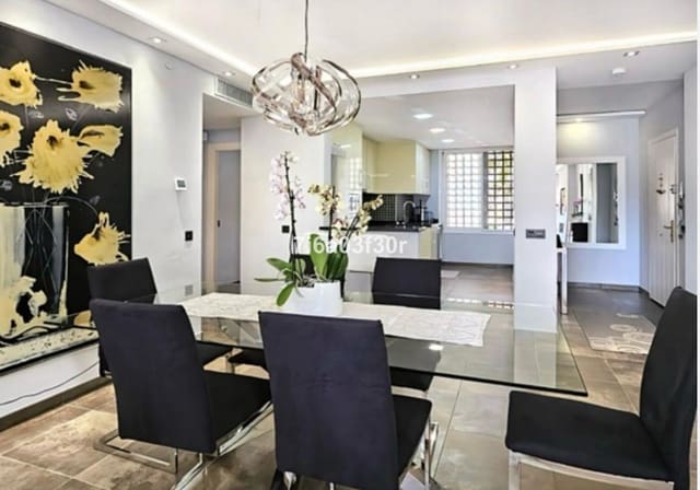 2 Zimmer Apartment zu verkaufen in Estepona mit Pool Garage - 465.000 € (Ref: 9763458)