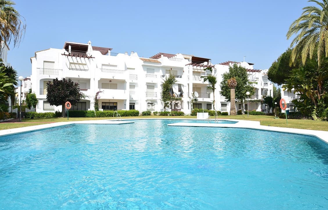 3 sovrum Takvåning för semesterbostäder i Costalita med pool - 800 € (Ref: 9773539)