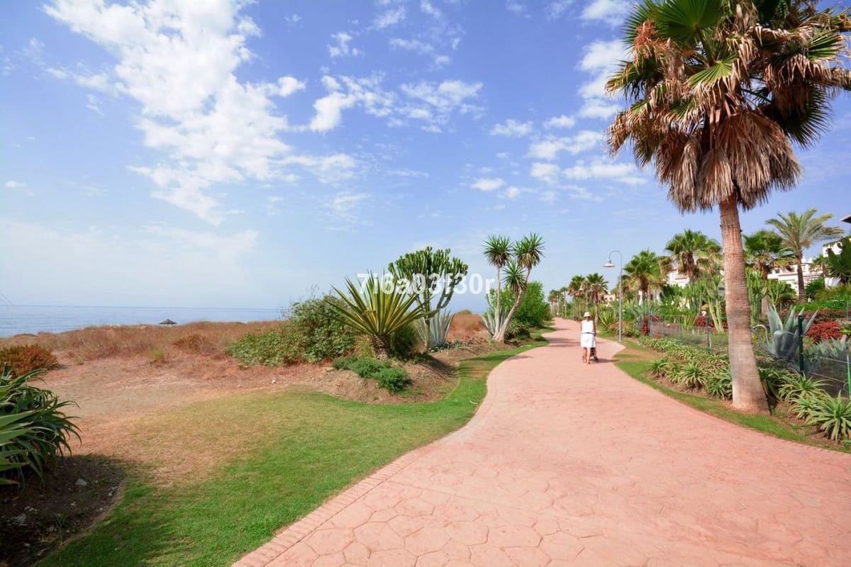 3 sovrum Takvåning för semesterbostäder i Costalita med pool - 800 € (Ref: 9773539)