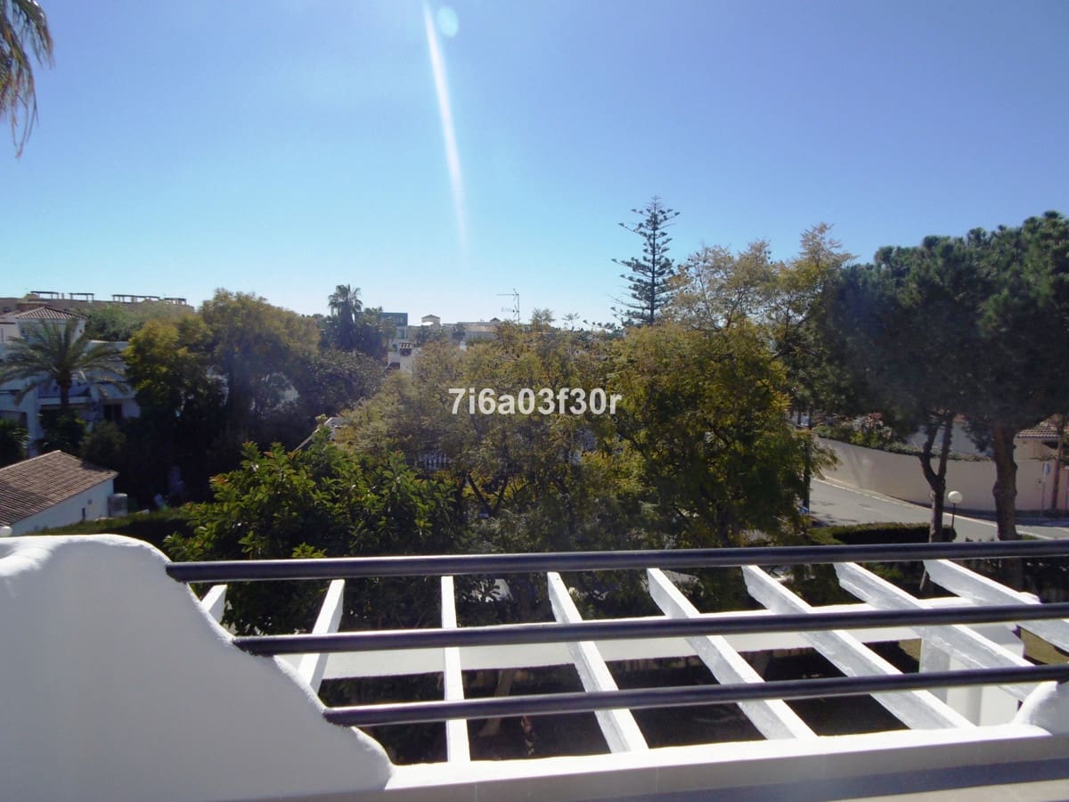 3 sovrum Takvåning för semesterbostäder i Costalita med pool - 800 € (Ref: 9773539)