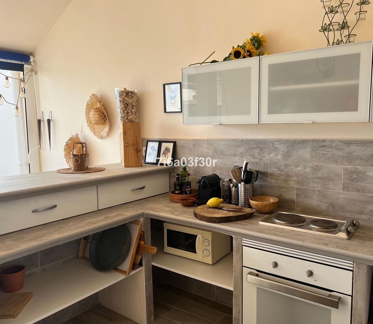 Apartamento de 3 habitaciones en San Pedro de Alcantara en alquiler con piscina garaje - 3.300 € (Ref: 9795649)