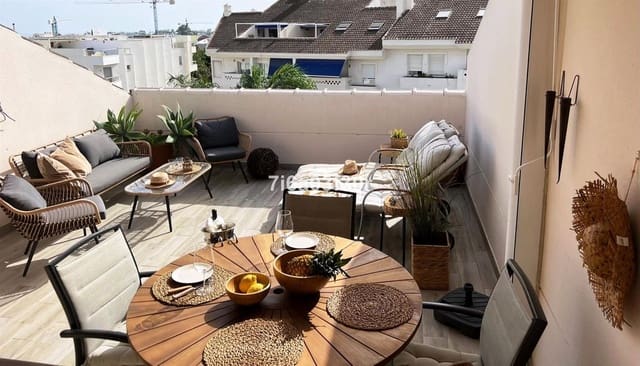 Apartamento de 3 habitaciones en San Pedro de Alcantara, Marbella en alquiler con piscina garaje - 3.300 € (Ref: 9795649)