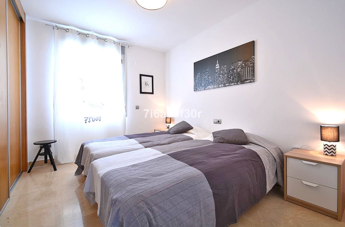 3 camera da letto Attico da affittare in San Pedro de Alcantara con piscina garage - 2.600 € (Rif: 9828039)