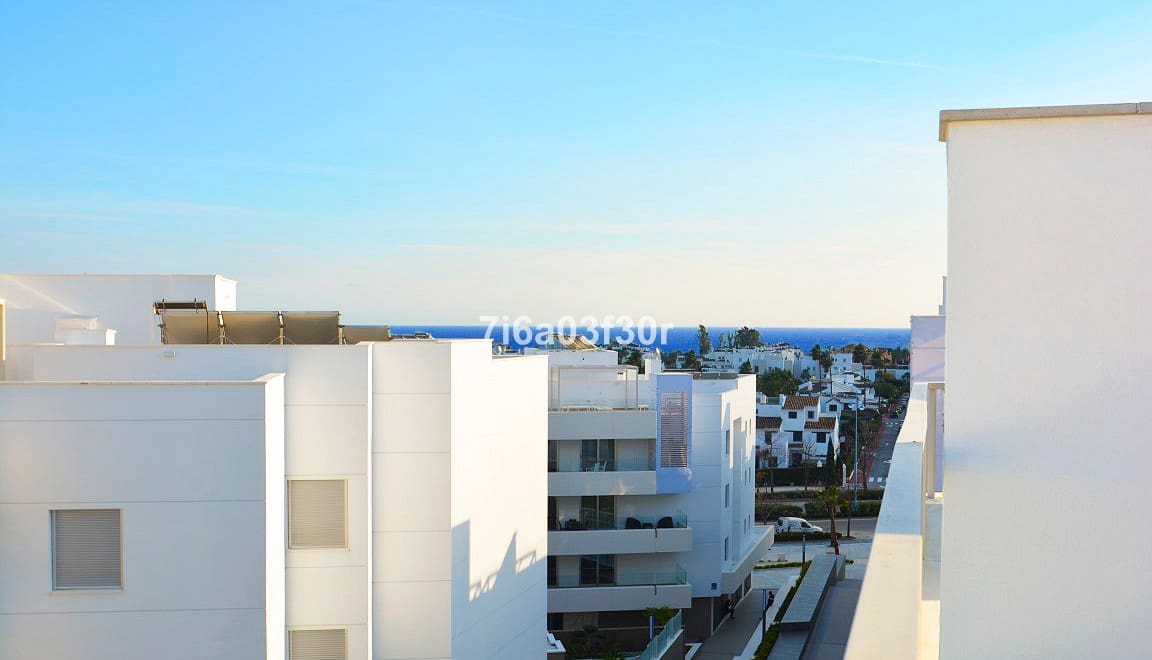 3 camera da letto Attico da affittare in San Pedro de Alcantara con piscina garage - 2.600 € (Rif: 9828039)