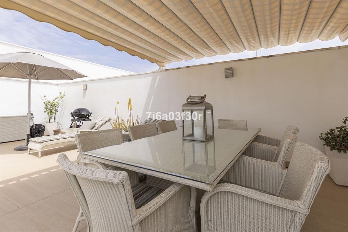 3 Zimmer Penthouse zu verkaufen in Marbella mit Pool Garage - 795.000 € (Ref: 9834689)