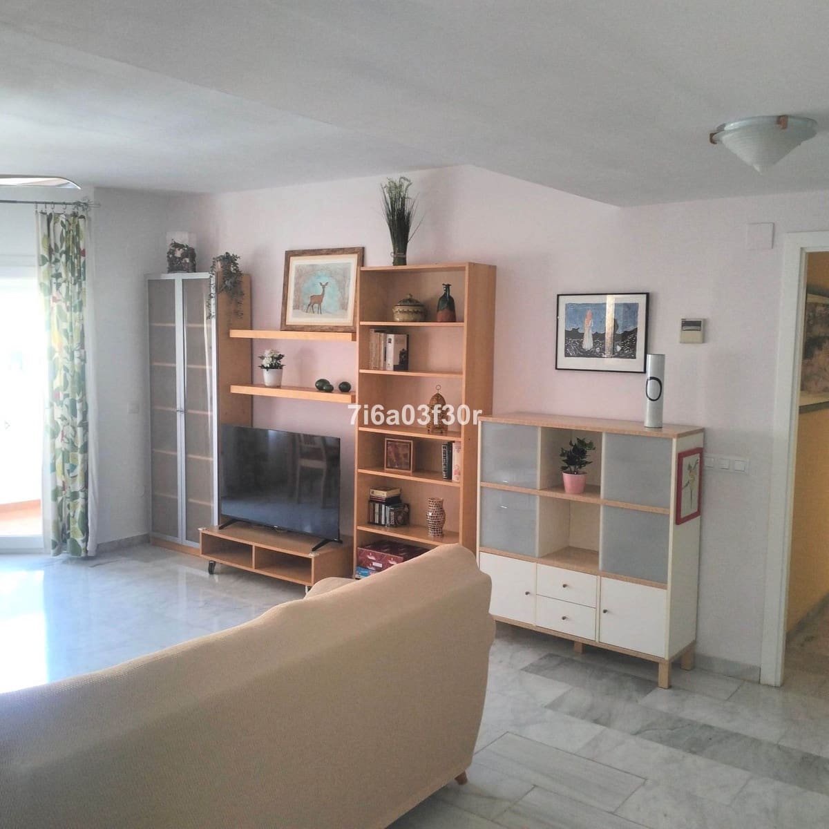 3 quarto Penthouse para arrendar em San Pedro de Alcantara com piscina garagem - 4 500 € (Ref: 9891351)