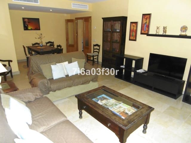   4 soveværelse   ferieLejlighed i San Pedro de Alcantara, Marbella   - € 1.500 (Ref: 9893251)