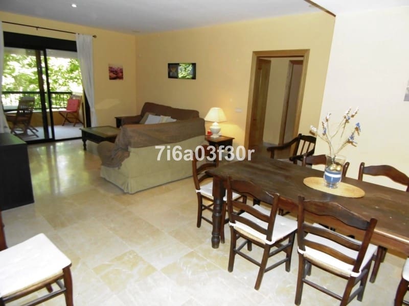   4 soveværelse   ferieLejlighed i San Pedro de Alcantara   med   swimmingpool  garage  - € 1.500 (Ref: 9893251)