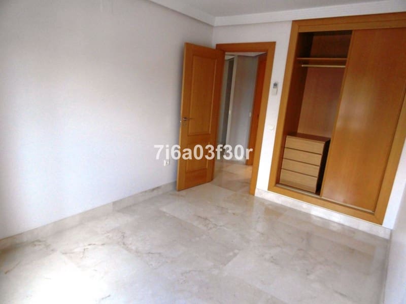 3 bedroom Apartment for rent in San Pedro de Alcantara with pool garage - € 1,600 (Ref: 9937144)
