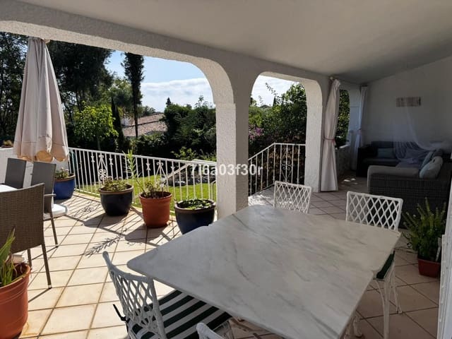 4 bedroom Villa for rent in Guadalmina Alta, Marbella with garage - € 2,500 (Ref: 9981414)